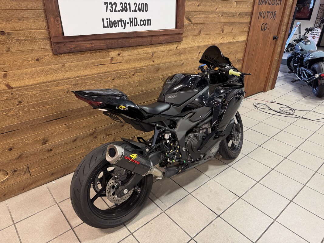 2024 Kawasaki ZX-4R ABS - Photo 8