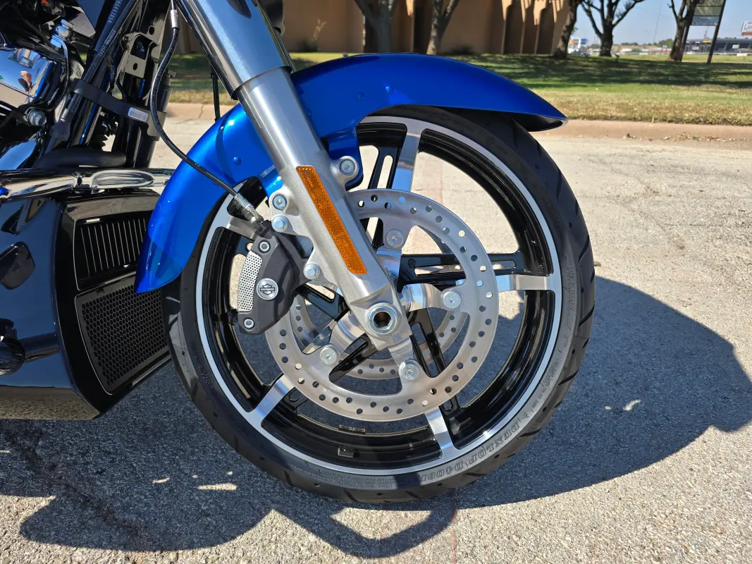 2025 Harley-Davidson Street Glide - Photo 7