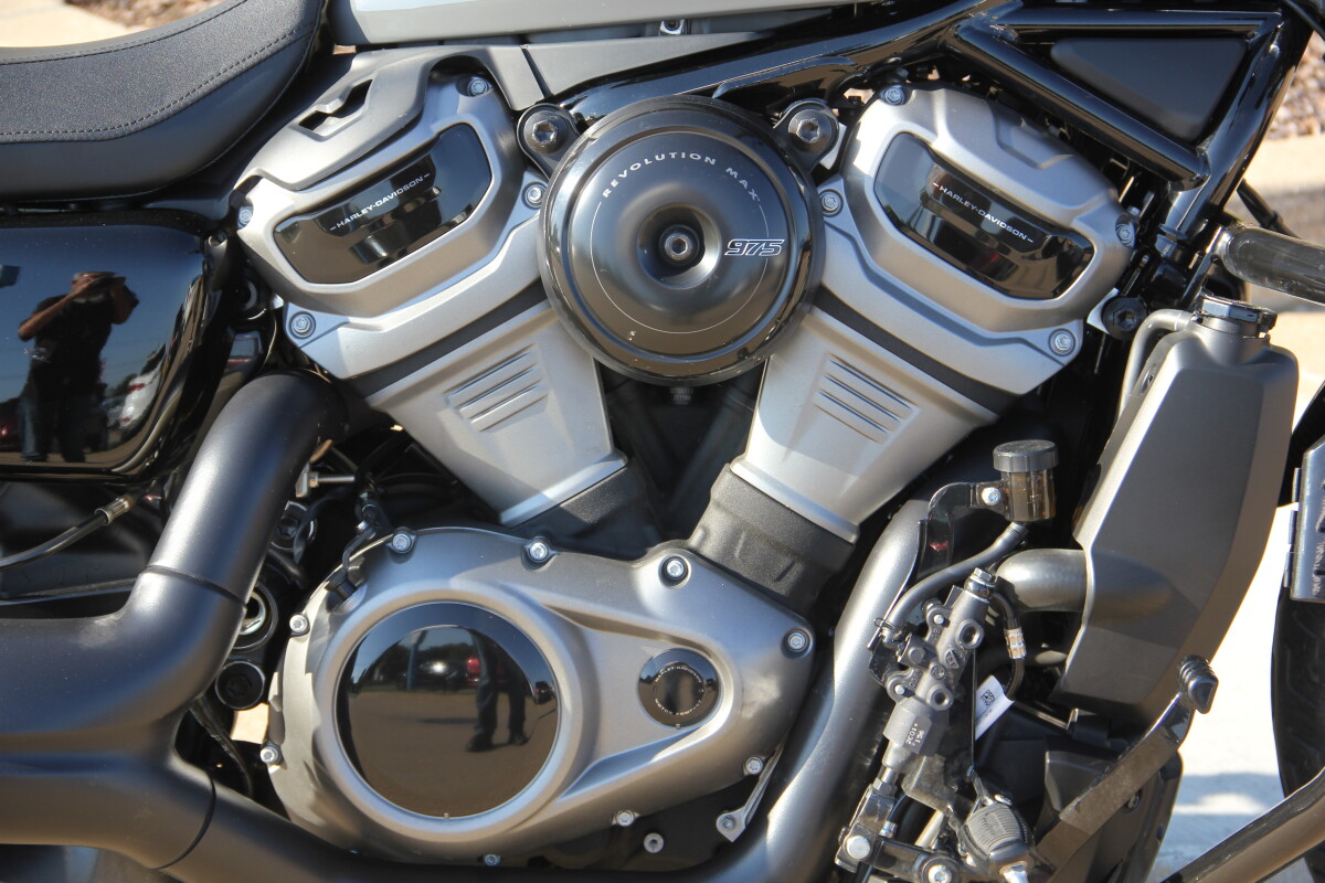 2022 Harley-Davidson Nightster Gunship Gray - Photo 10
