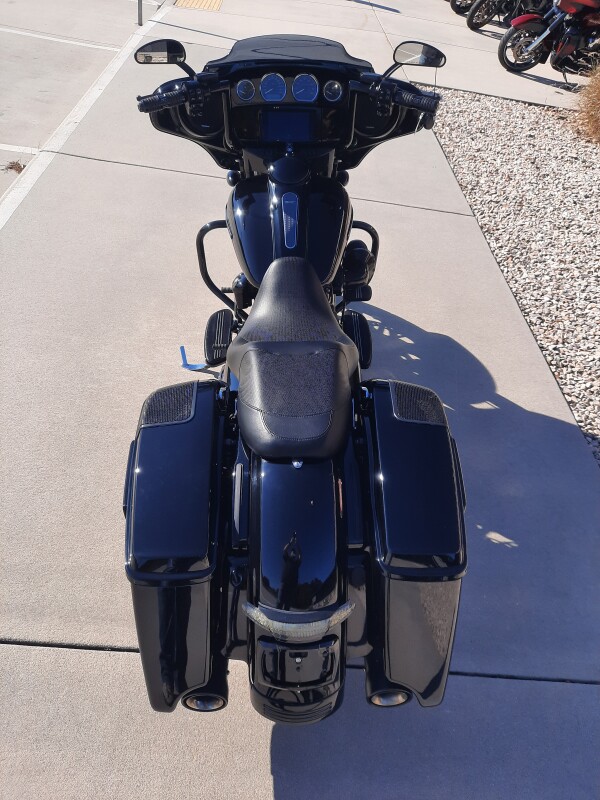 2019 Harley-Davidson Street Glide Special Vivid Black - Photo 9