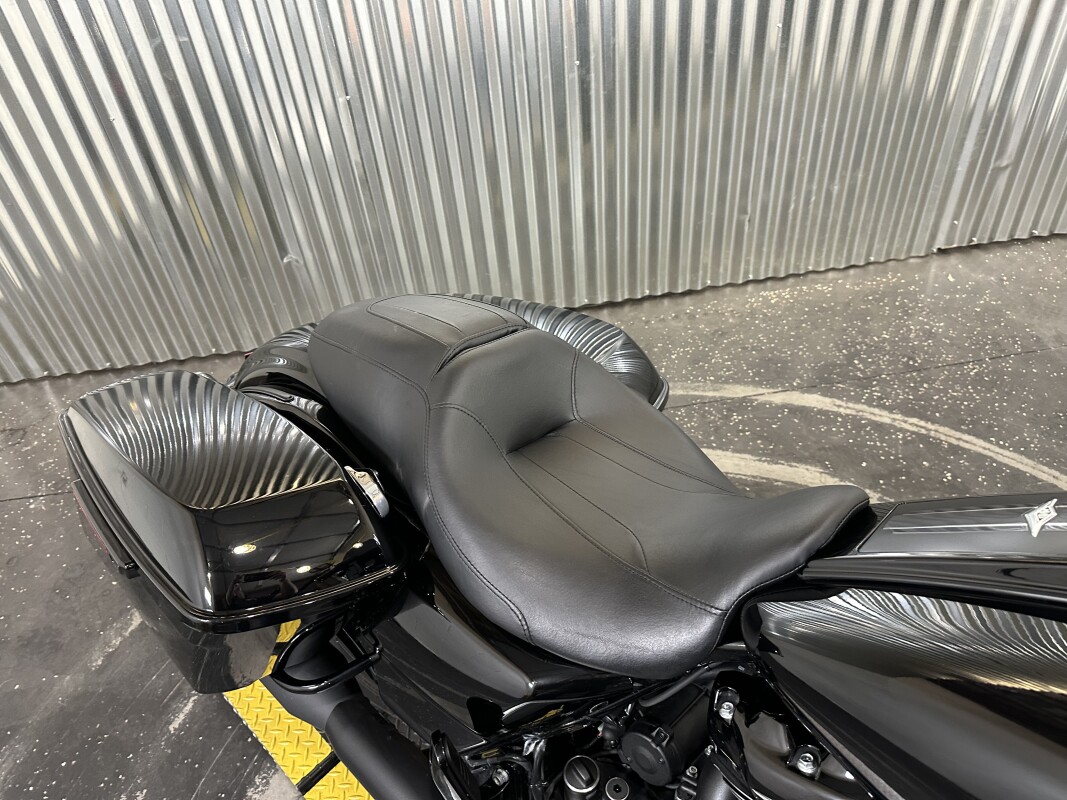 2023 Harley-Davidson Road King Special Vivid Black - Photo 10
