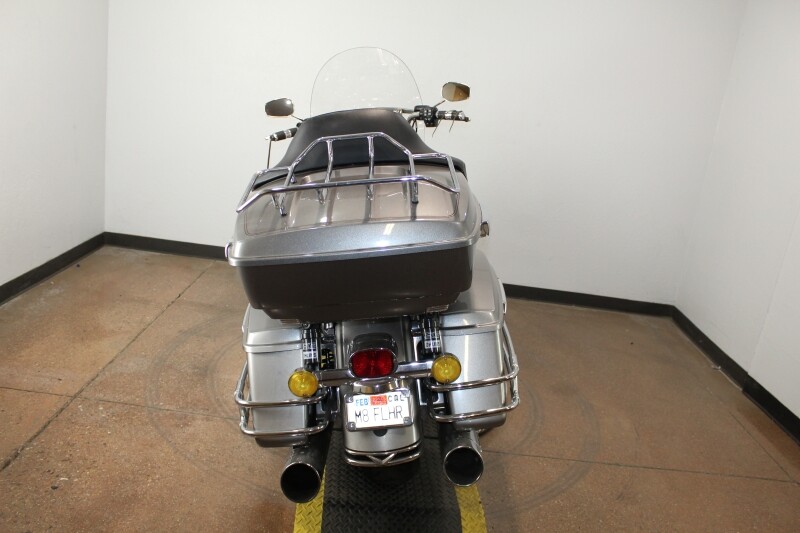 Harley-Davidson Road King 2017 FLHR 639633BB BILLET SILVER W/PINSTRIPE - Photo 8