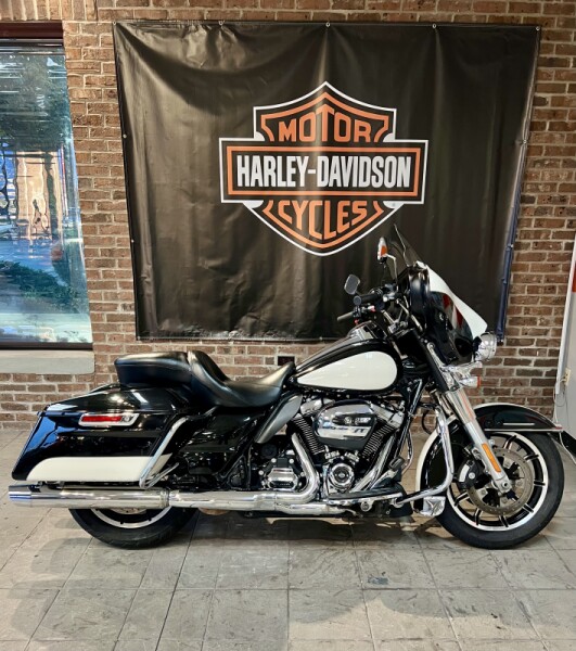 2017 HARLEY DAVIDSON FLHTP BLK/WHT