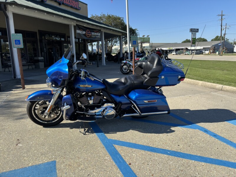 2017 Harley-Davidson® Ultra Limited Low