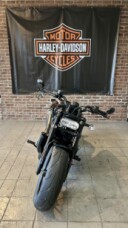 2025 Harley-Davidson® Sportster® S RH1250S Vivid Black thumb 2