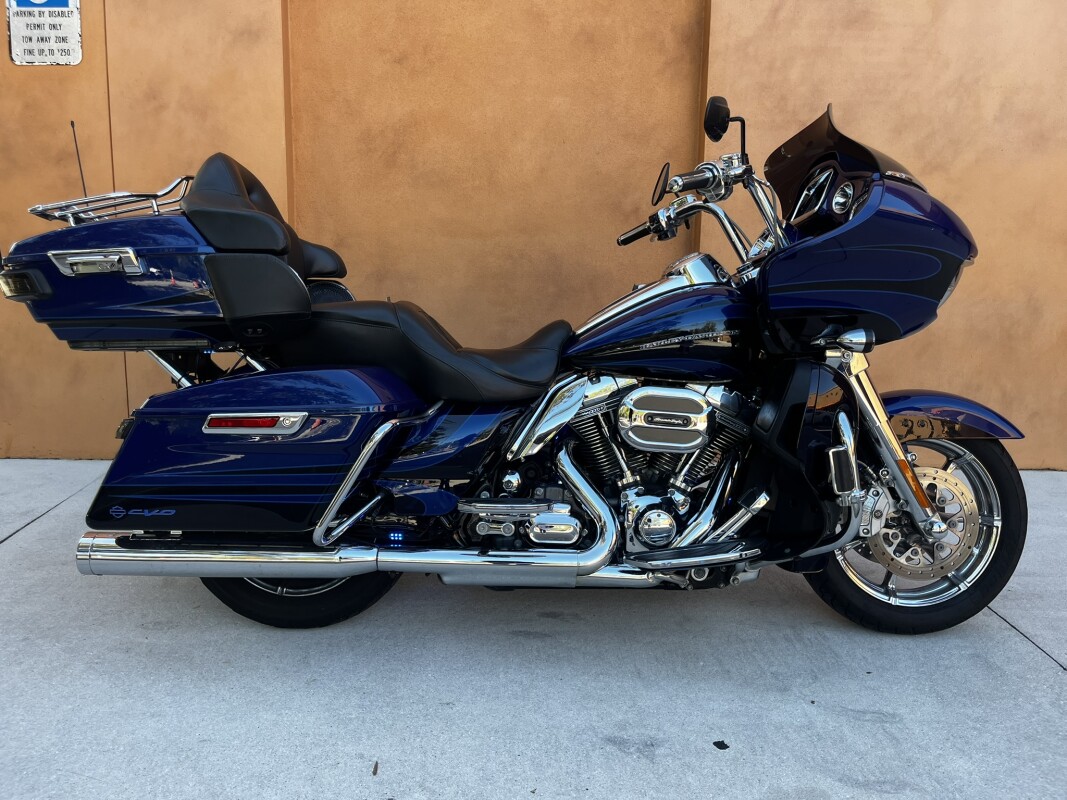 CVO Road Glide Ultra