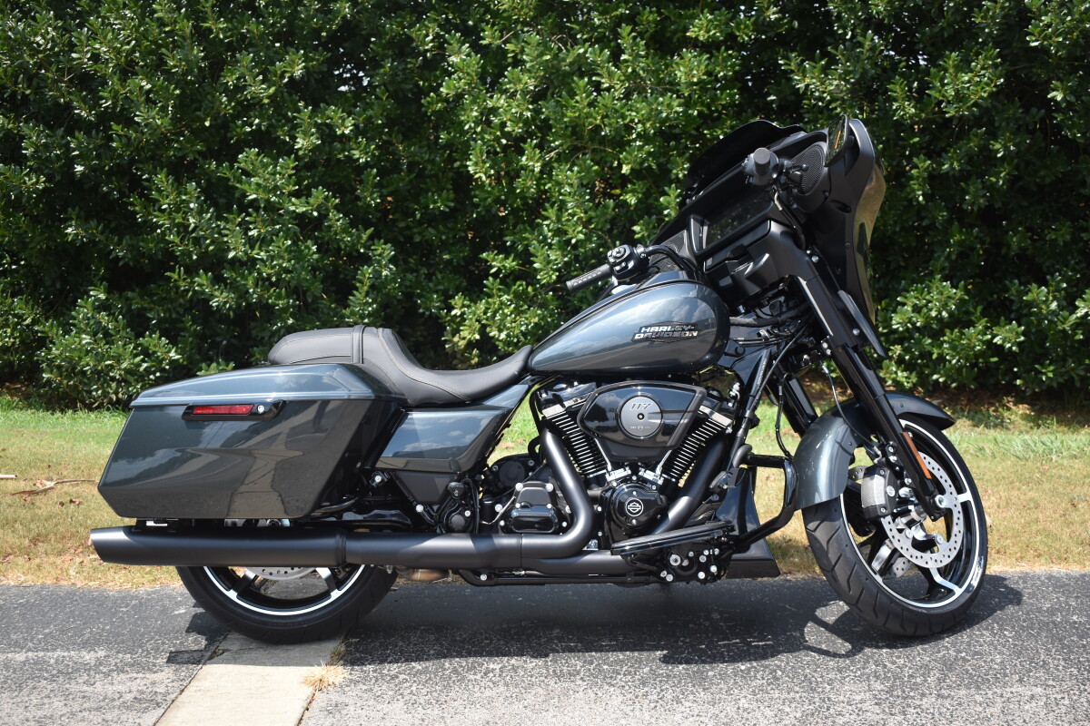 2025 Harley-Davidson Street Glide