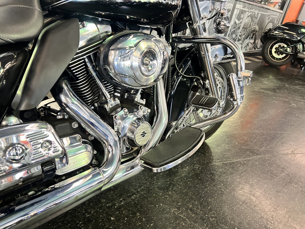 2013 Harley-Davidson Road King Classic Vivid Black FLHRC - Photo 10