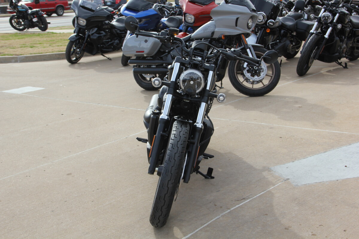 2025 Harley-Davidson Nightster Vivid Black - Photo 8
