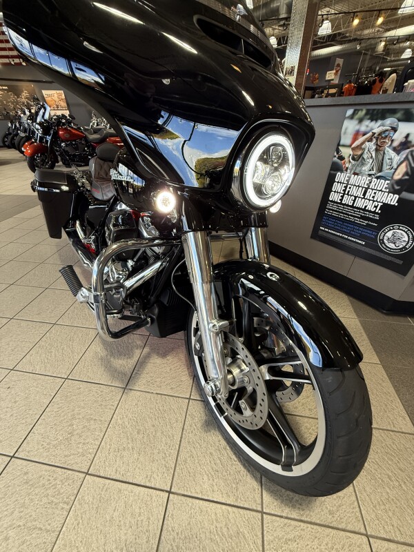 FLHXS 2017 Street Glide Special - Photo 4
