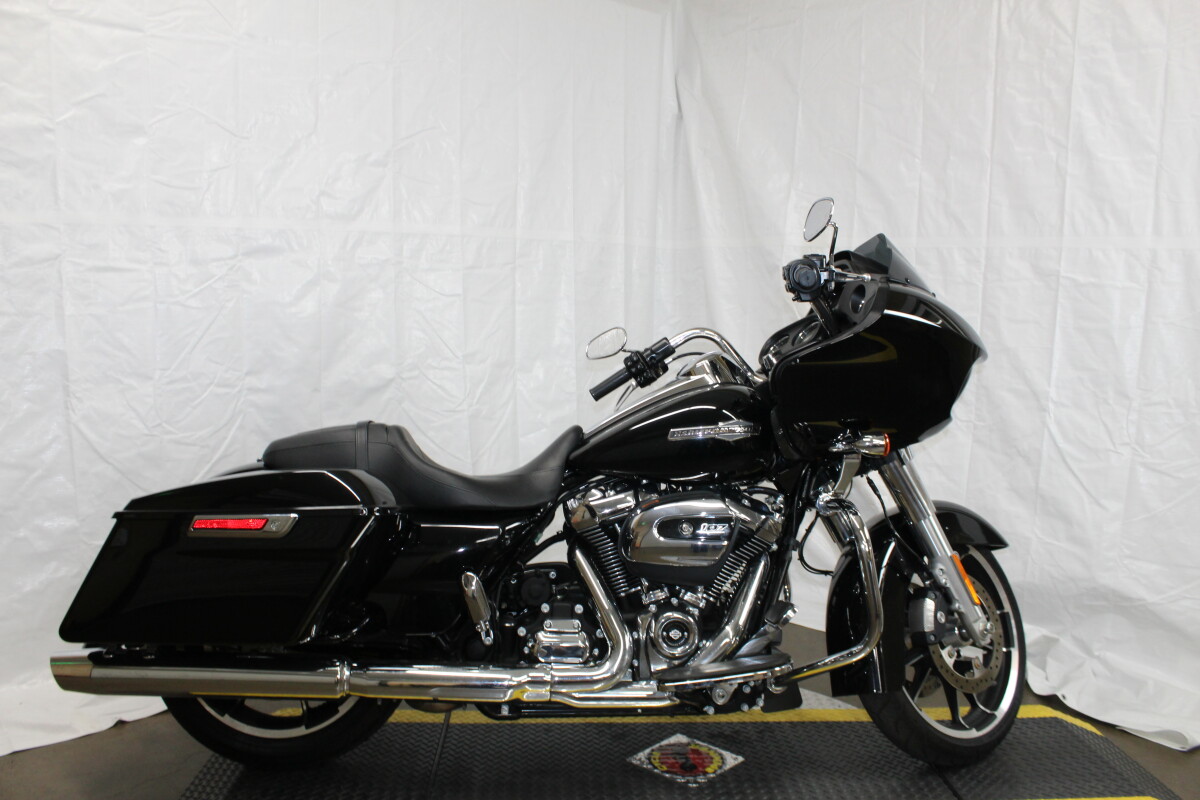 Harley-Davidson Road Glide 2023 FLTRX 634401A BLACK