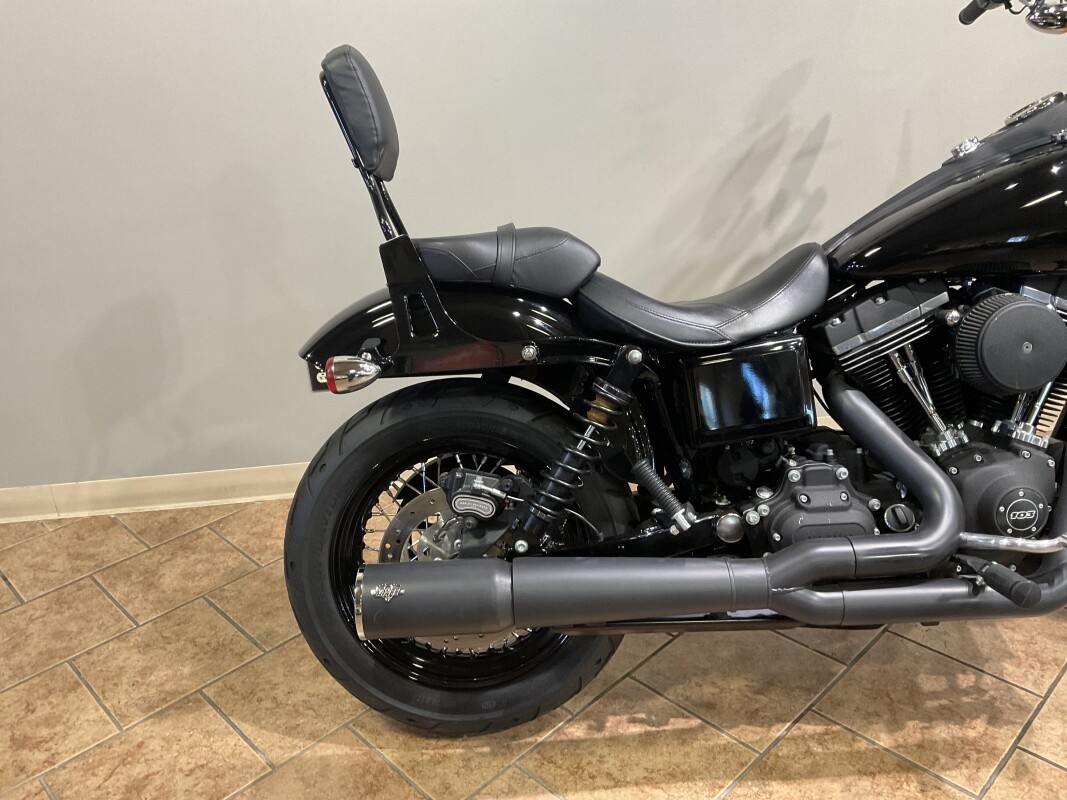 2016 Harley-Davidson Street Bob Vivid Black FXDB - Photo 5