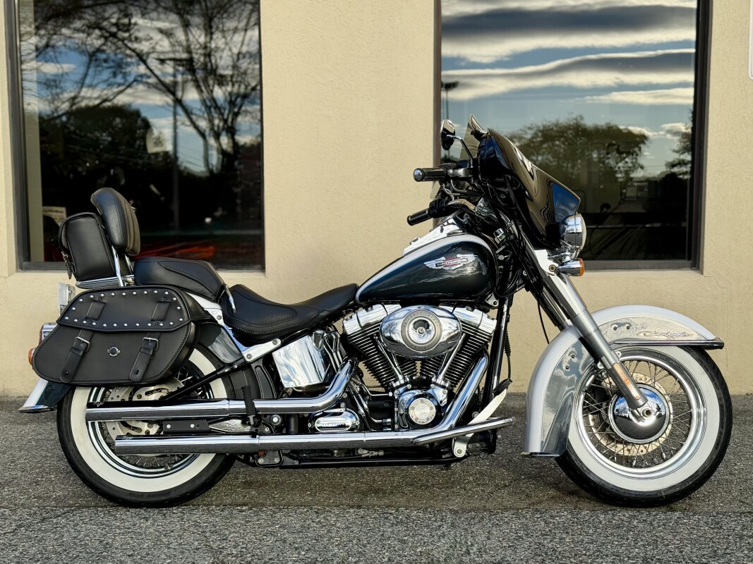 2008 Harley-Davidson Softail Deluxe FLSTN - Photo 2