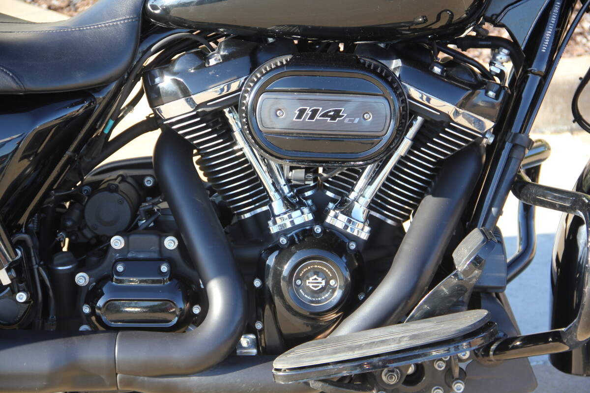 2023 Harley-Davidson Street Glide Special Vivid Black - Black Finish - Photo 10