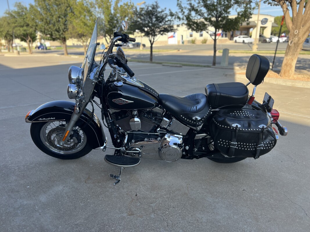 2015 Harley-Davidson Heritage Softail Classic Vivid Black - Photo 5