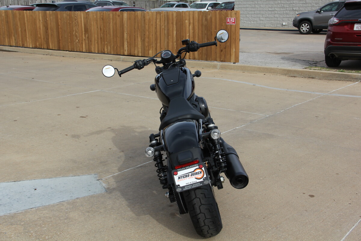 2025 Harley-Davidson Nightster Vivid Black - Photo 9