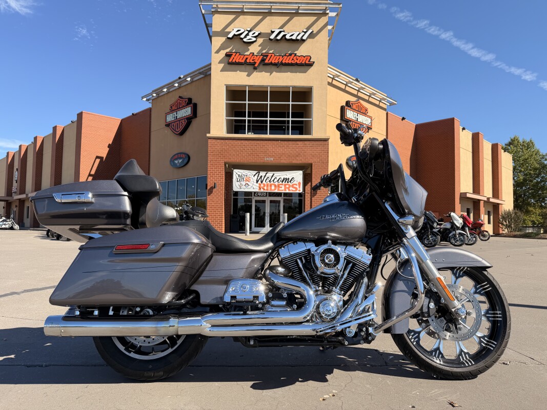 2014 Harley-Davidson Street Glide Special FLHXS CHARCOAL PEARL 641797