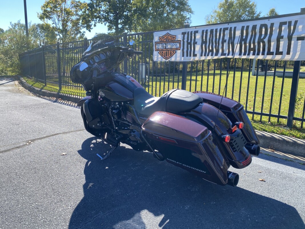 2022 Harley-Davidson Street Glide Special Midnight Crimson/Vivid Black - Photo 4