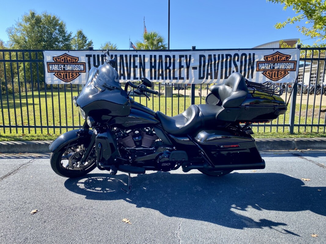 2021 Harley-Davidson Ultra Limited Vivid Black - Black Finish - Photo 2