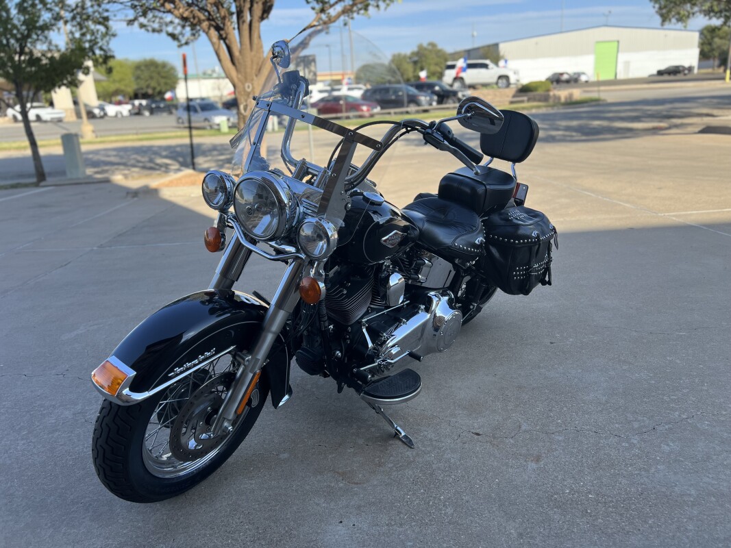 2015 Harley-Davidson Heritage Softail Classic Vivid Black - Photo 4