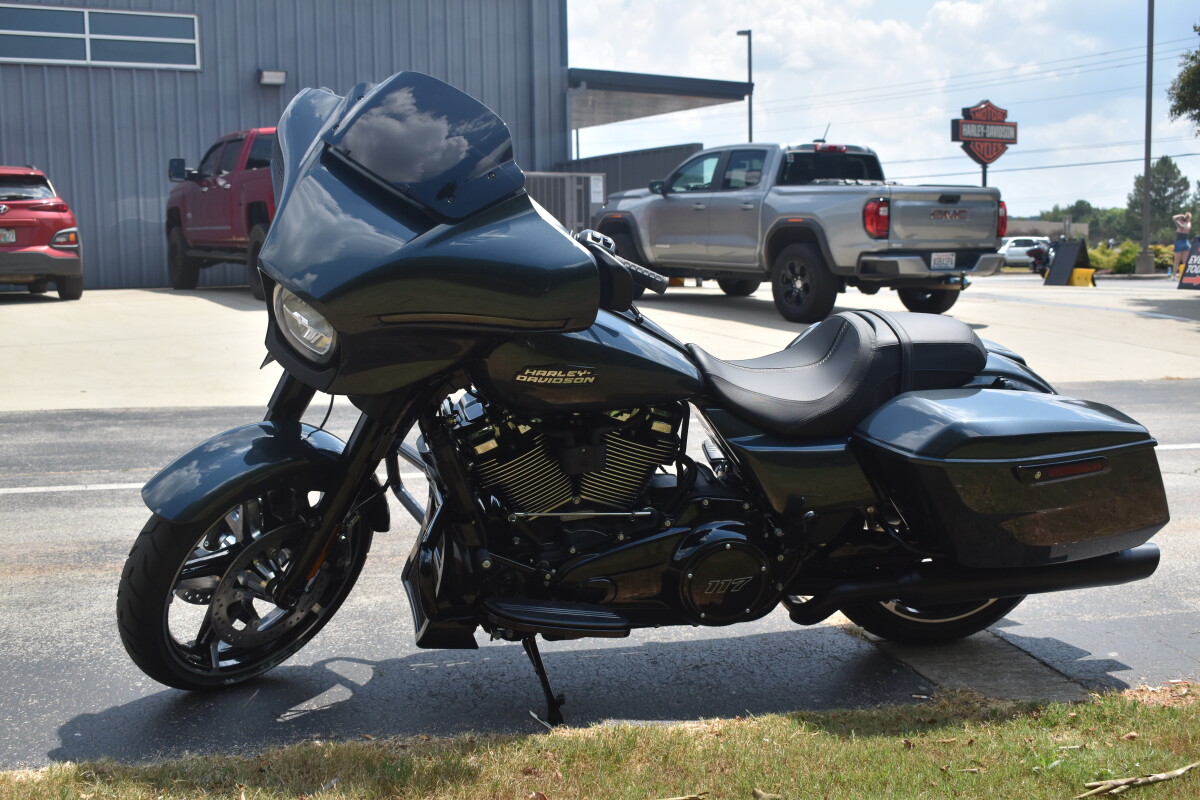2025 Harley-Davidson Street Glide - Photo 5