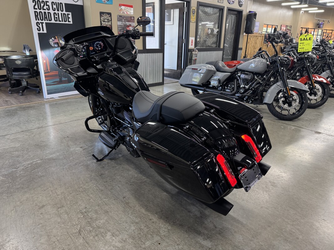 2025 Harley-Davidson Road Glide FLTRX - Photo 7