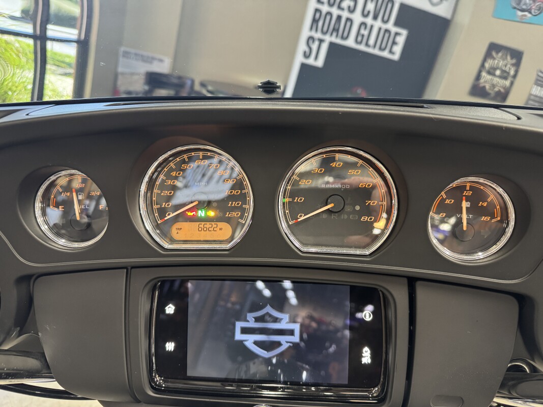 2022 Harley-Davidson Electra Glide Standard FLHT - Photo 4