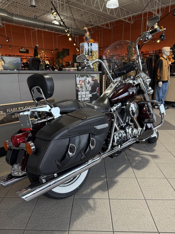 FLHRC 2007 Road King Classic - Photo 5