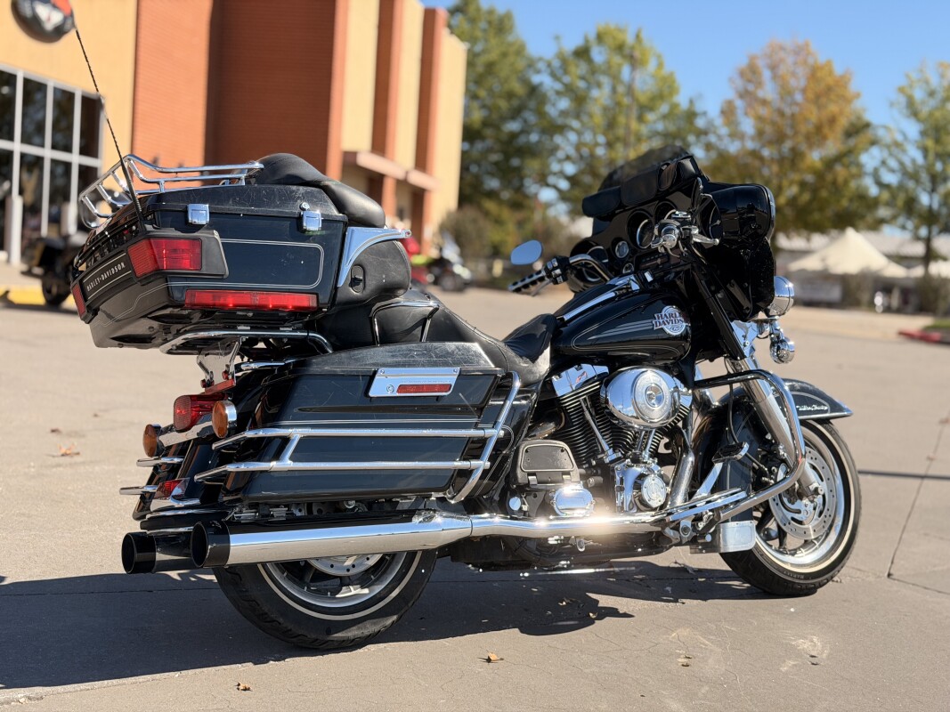 2005 Harley-Davidson Electra Glide Ultra Classic FLHTCU BLACK 631388 - Photo 3