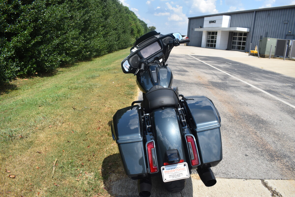 2025 Harley-Davidson Street Glide - Photo 8