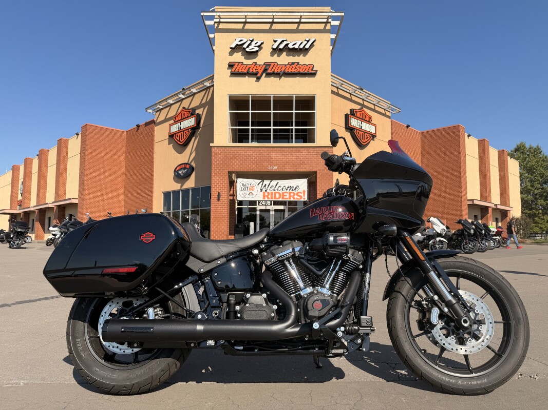 2025 Harley-Davidson Low Rider ST FXLRST Vivid Black