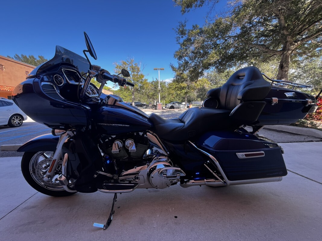 CVO Road Glide Ultra - Photo 3