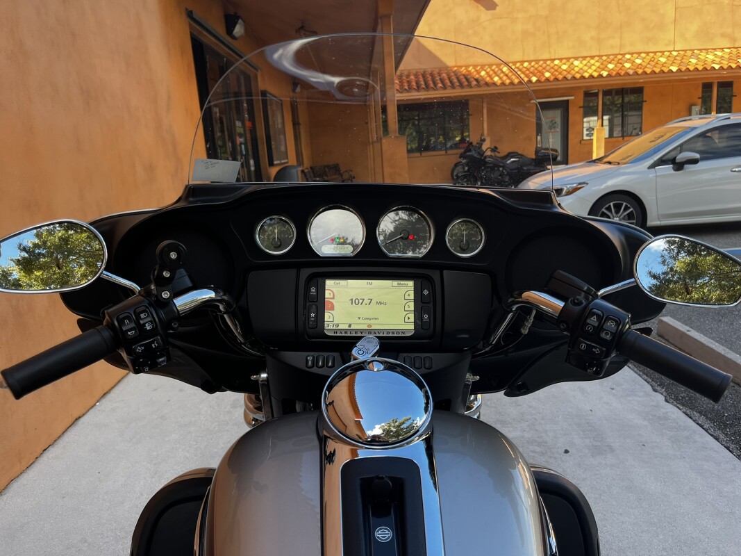 Tri Glide Ultra - Photo 3