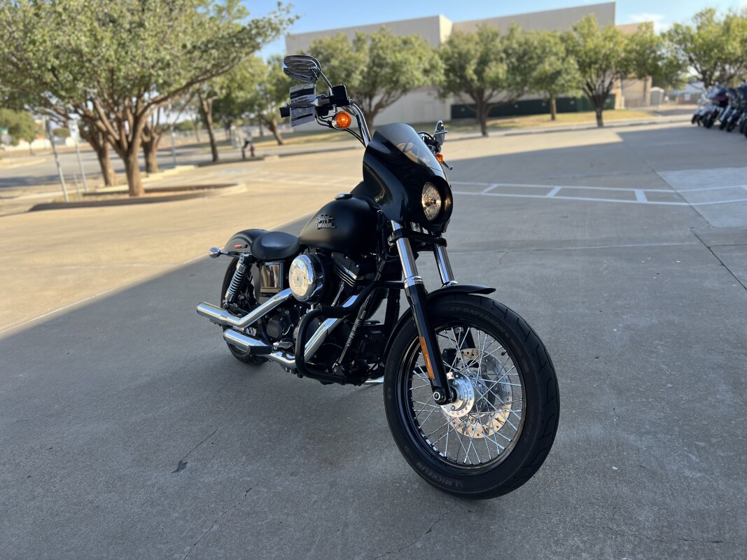 2017 Harley-Davidson Street Bob Black Denim - Photo 2