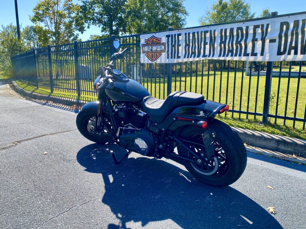 2018 Harley-Davidson Fat Bob Black Denim - Photo 4