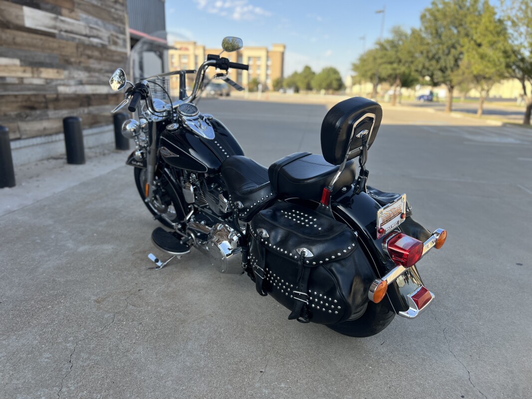 2015 Harley-Davidson Heritage Softail Classic Vivid Black - Photo 6