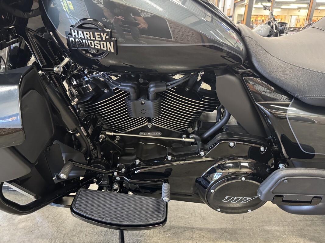 2025 Harley-Davidson Street Glide Ultra FLHXU - Photo 9