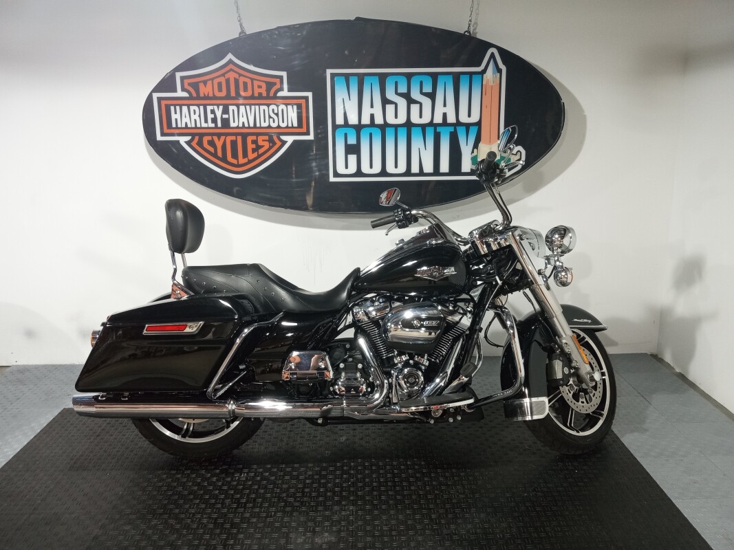 2021 Harley-Davidson Road King Special - Vivid Black