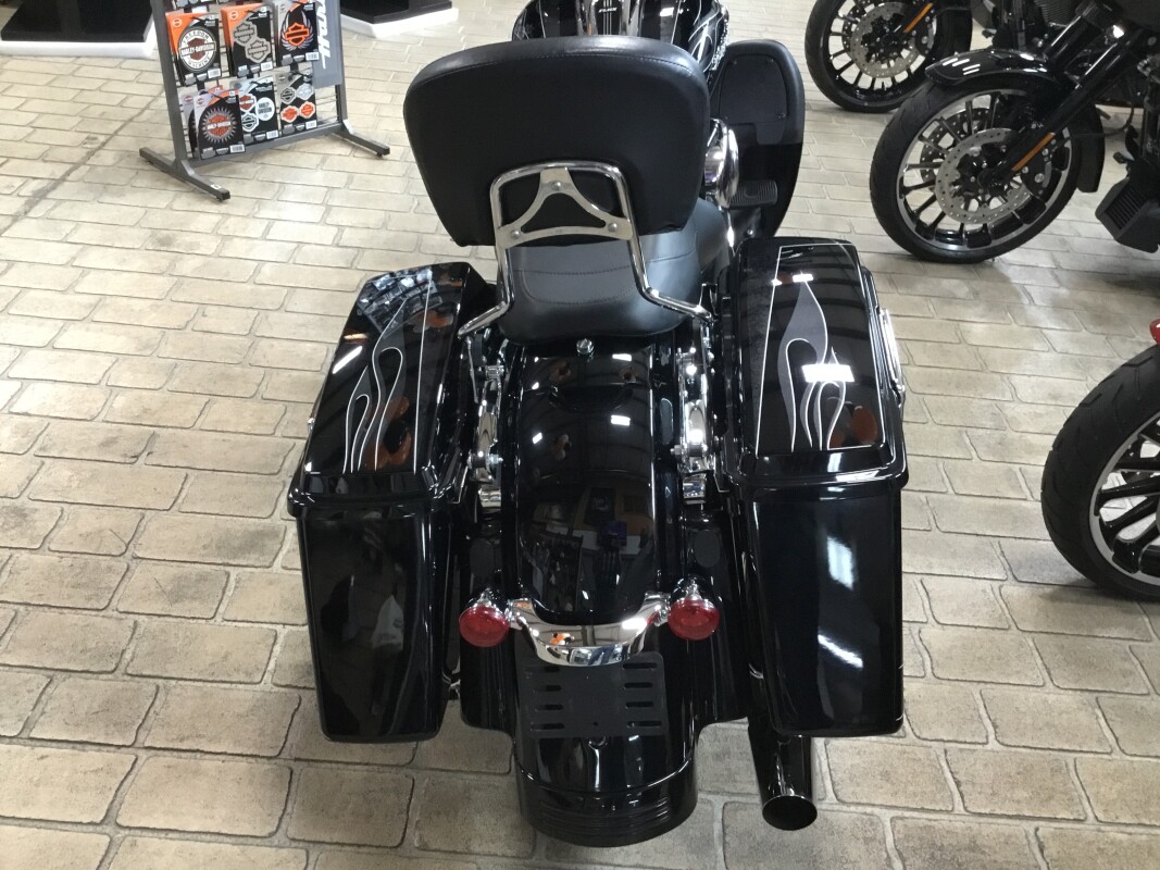 2011 Harley-Davidson Electra Glide Ultra Limited Vivid Black - Photo 6