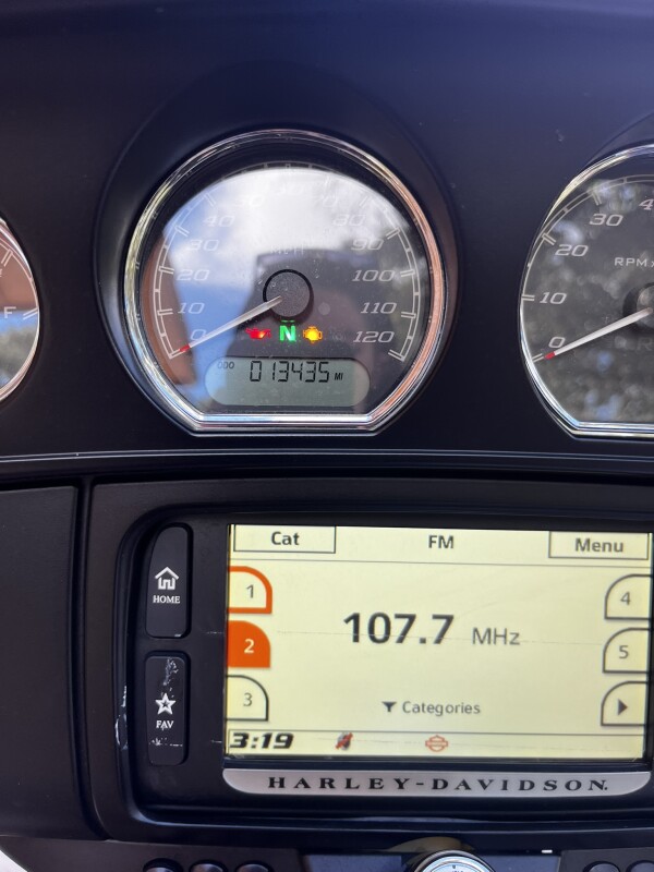 Tri Glide Ultra - Photo 8