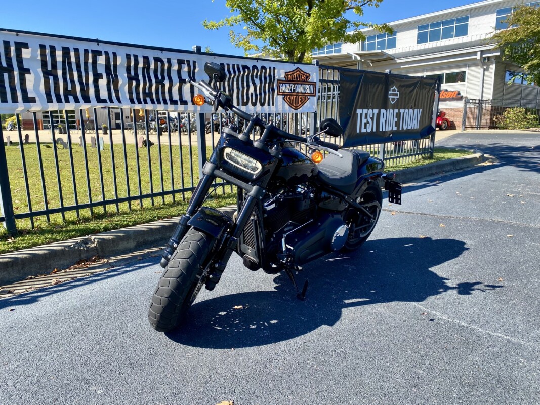 2018 Harley-Davidson Fat Bob Black Denim - Photo 3