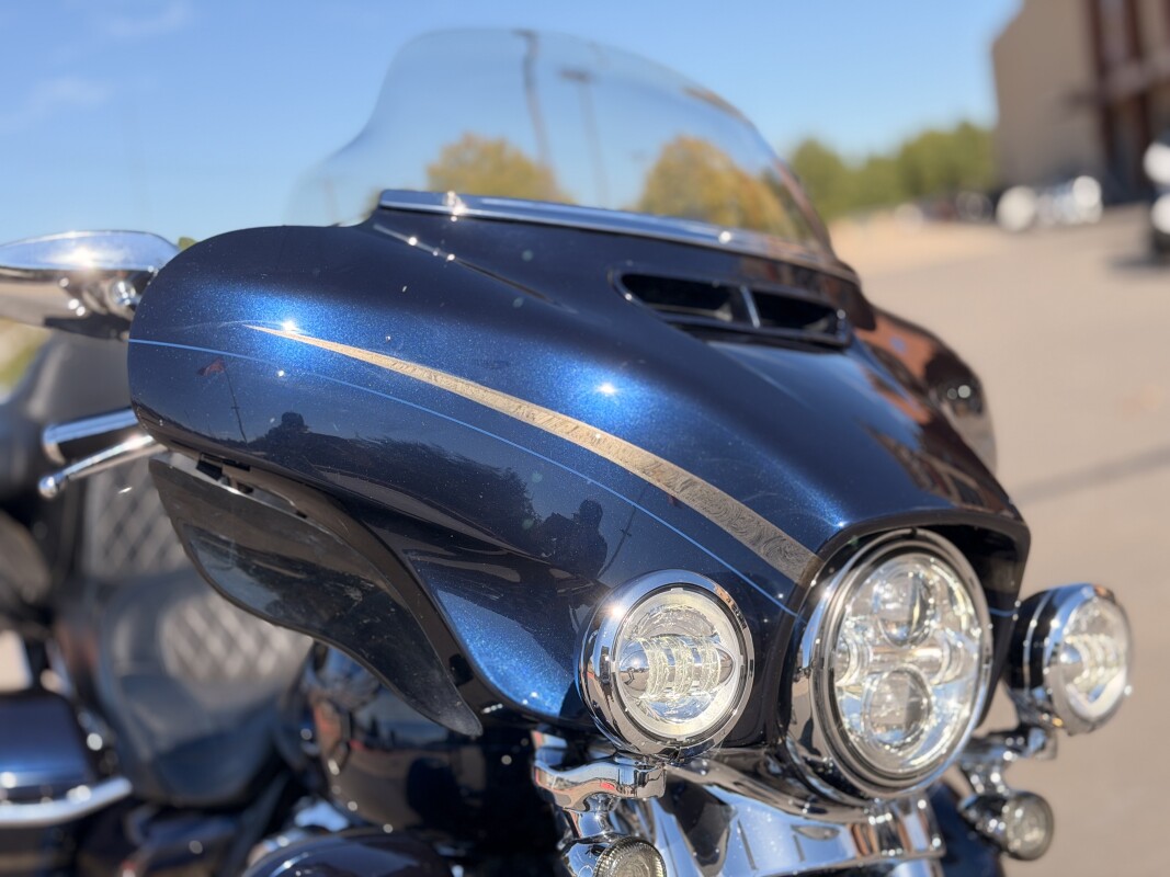2018 Harley-Davidson CVO Limited FLHTKSE Odyssey Blue 953993 - Photo 9