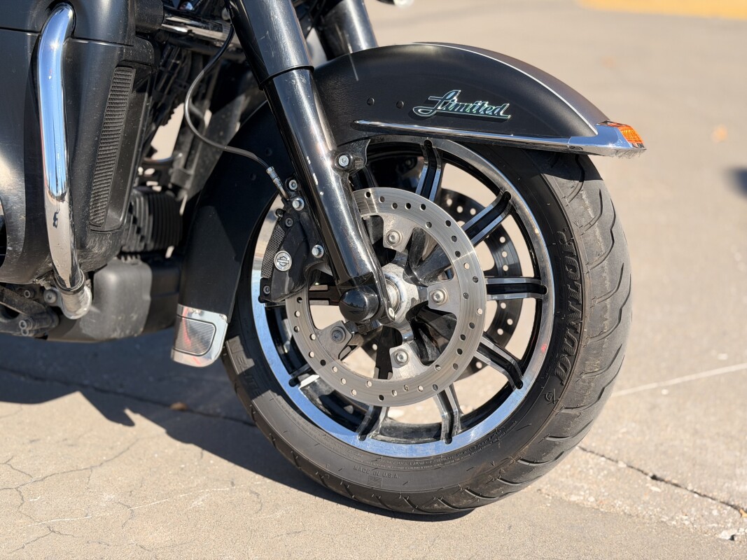 2017 Harley-Davidson Ultra Limited FLHTK CHR DNM/BLK DNM 652955 - Photo 8