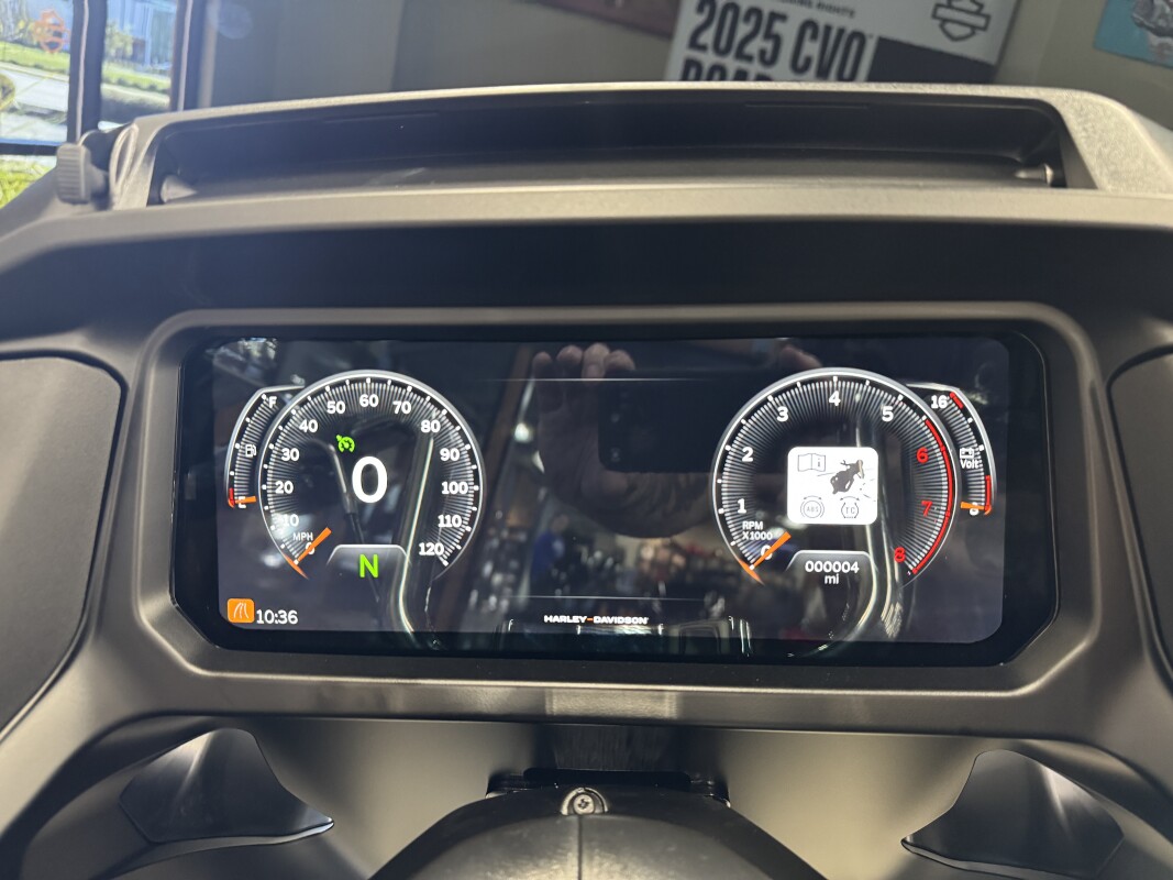 2025 Harley-Davidson Road Glide FLTRX - Photo 4