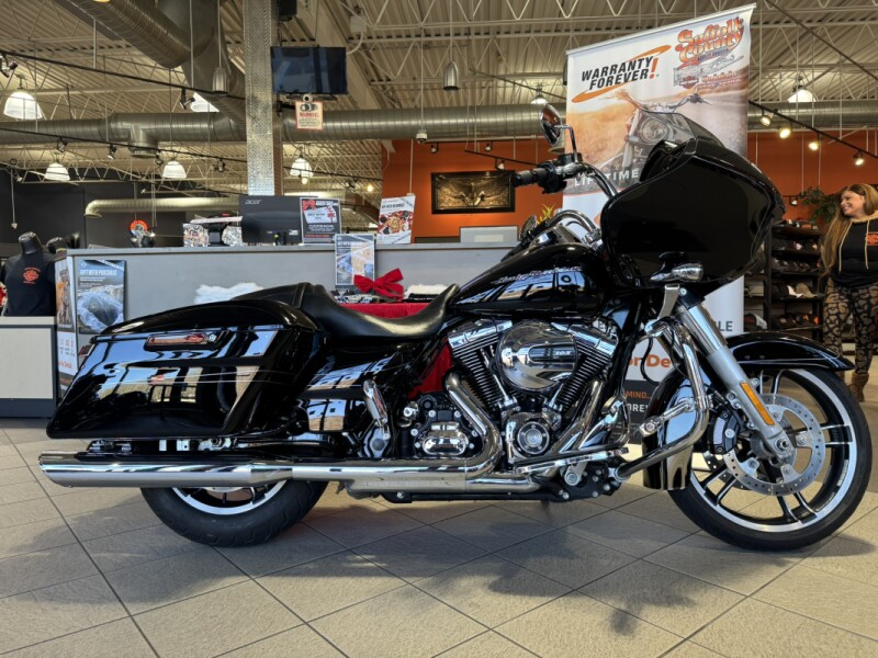 FLTRX 2013 Road Glide<sup>®</sup> Custom