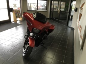 FLHX 2025 Street Glide™ thumb 3