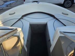 2004 Bayliner 215 BowRider ~220Hp  thumb 0