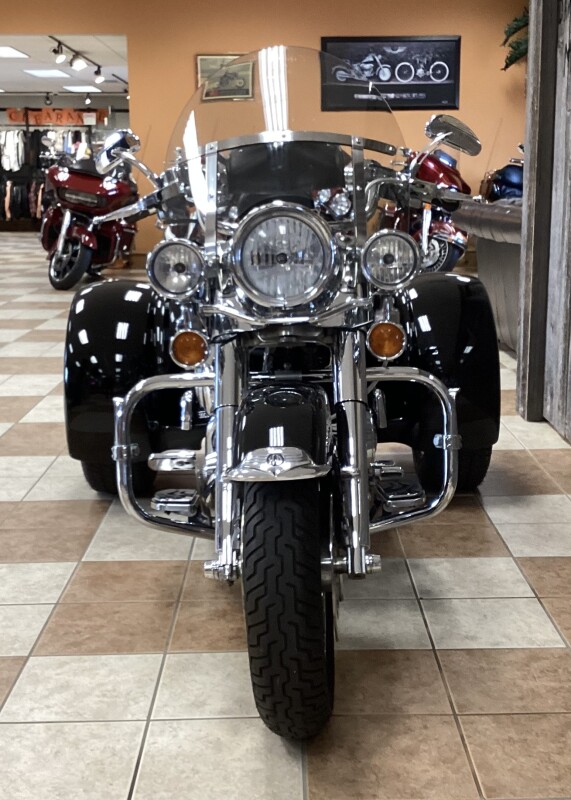 2006 Harley-Davidson Road King Classic Black - Photo 2
