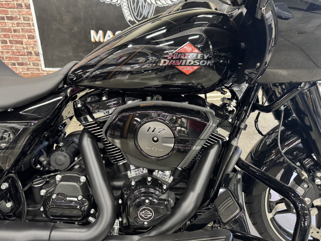 2025 Harley-Davidson Road Glide FLTRX - Photo 2