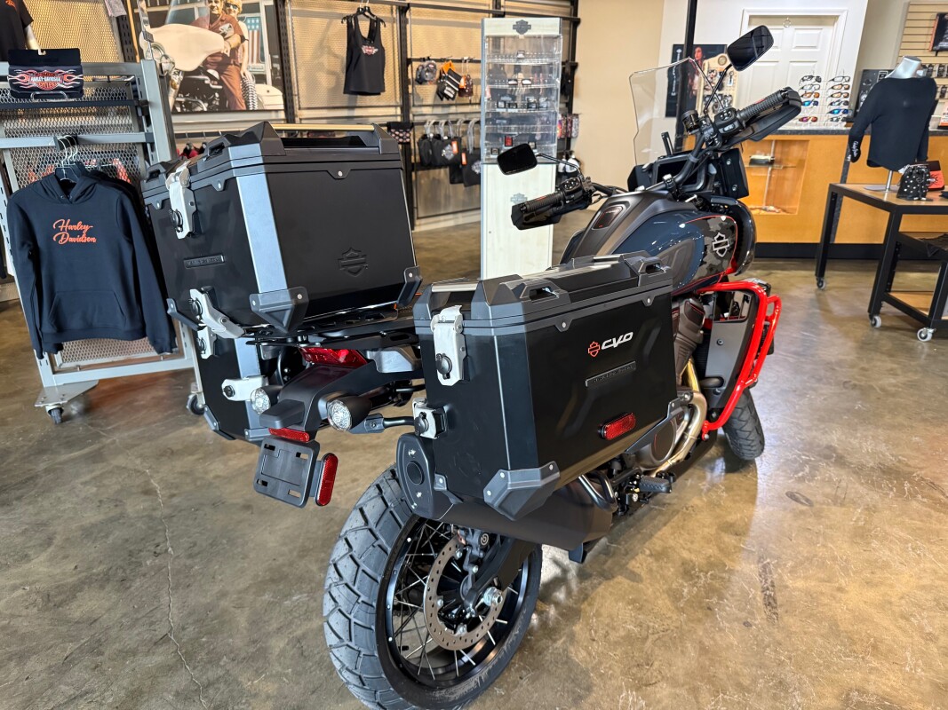 RA1250SE 2025 CVO Pan America - Photo 2